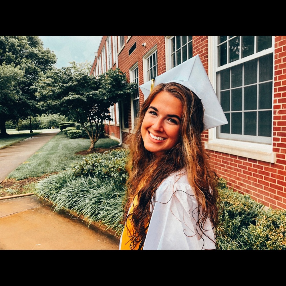 Meet your Posher, Christina